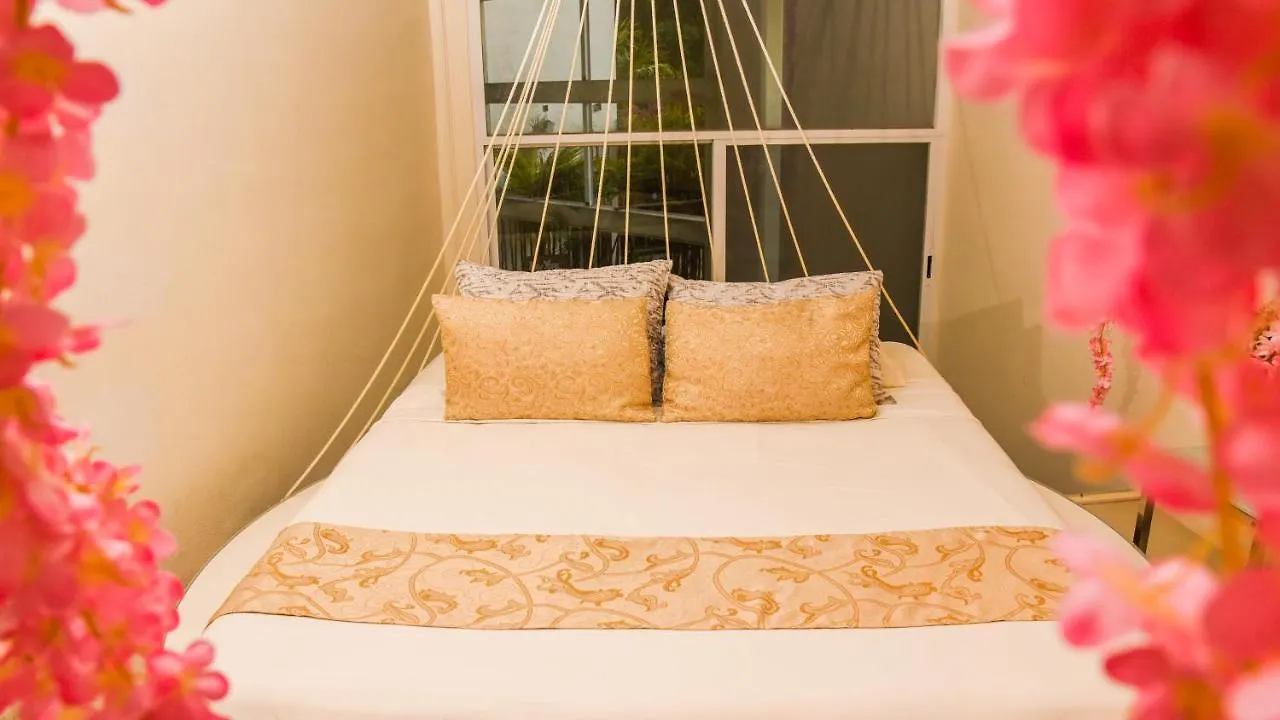 Natura Glamping Caribe Hotel Playa del Carmen 0*,